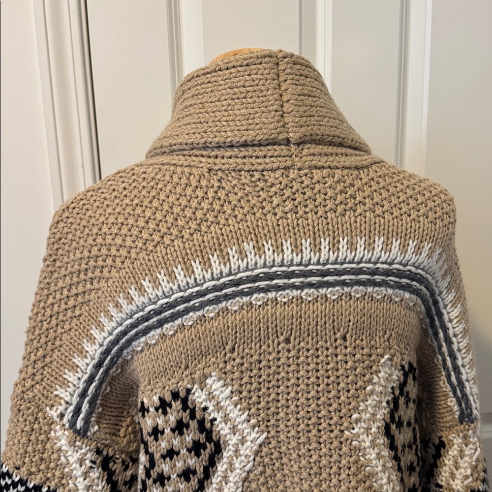 Lucky Brand Tan and Gray Patterned Cardigan, Sz L, Like New - Picture 9 of 13